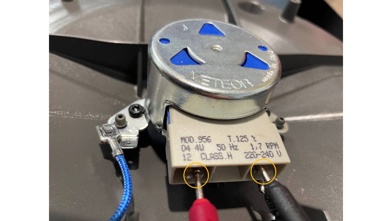 Testez le moteur de pale de la friteuse