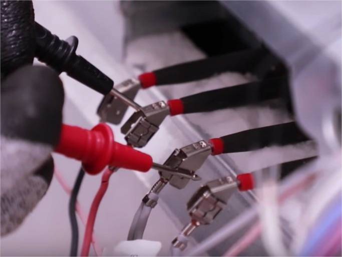 Testez les résistances du four