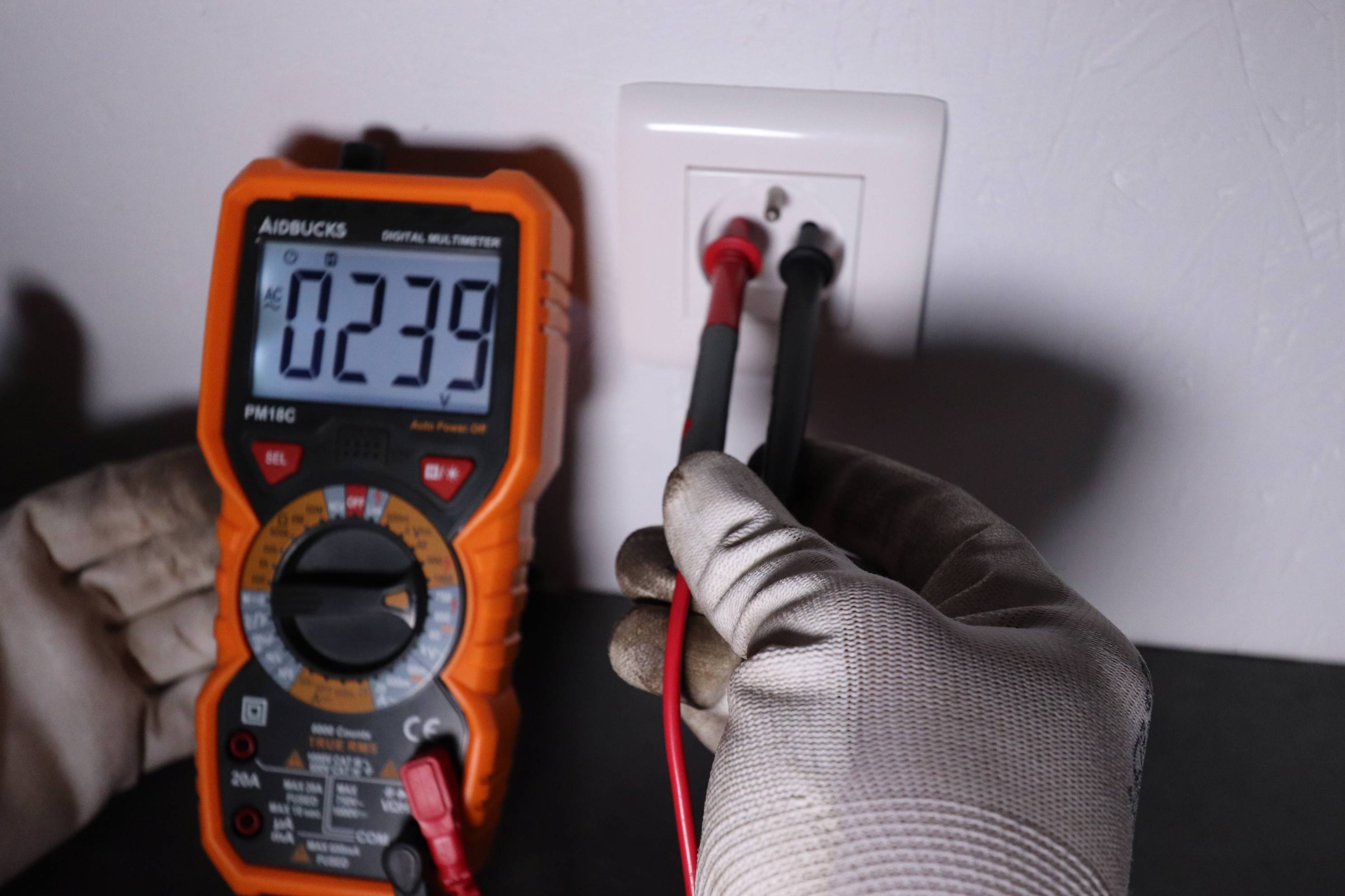 Testez la prise électrique