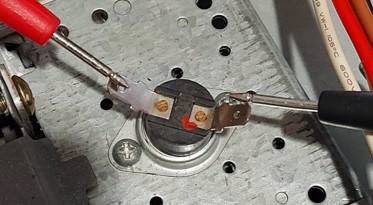 Testez les sécurités thermiques du four