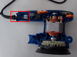 Testez la continuité du cordon de la ponceuse