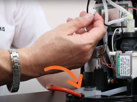 Testez le cordon d'alimentation de la cafetière