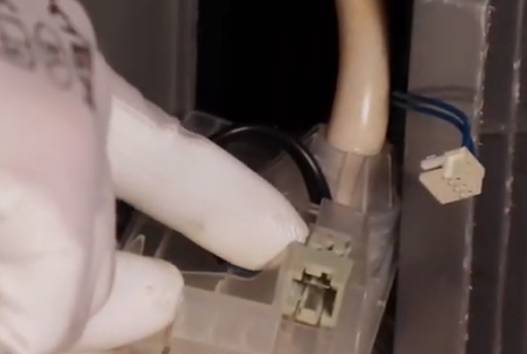 Contrôlez l'aquastop