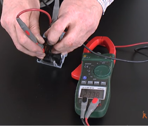 Contrôlez la pompe de vidange