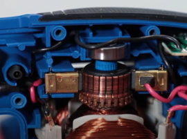 Vérifiez la filerie et les organes de la ponceuse