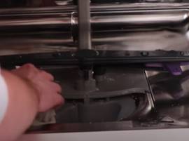 Vérifiez le clapet anti-retour du lave-vaisselle