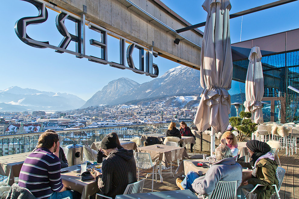 Winters genieten op de rooftop van aLDERS in Innsbruck