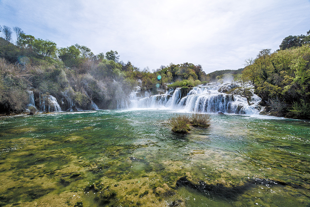 Watervallen in Nationaal Park Krka in Kroatië