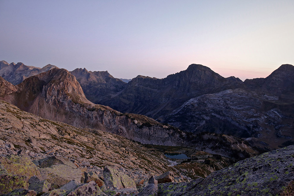 Uitzicht vanaf berg Pico de Aneto in de Spaanse Pyreneeën