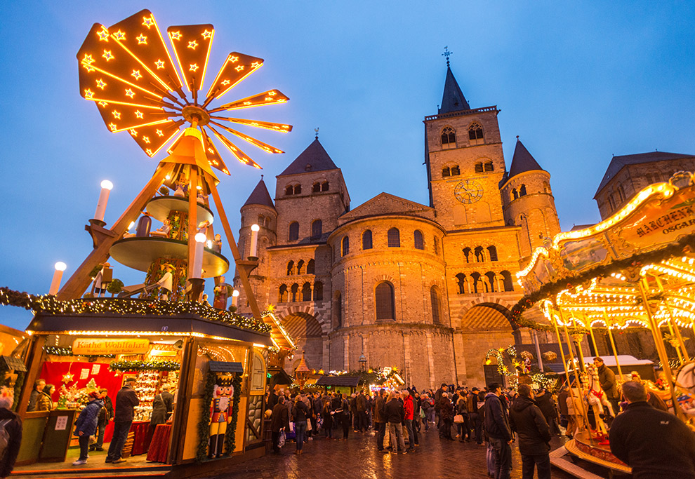 Jaarlijkse kerstmarkt in Trier, Rijnland-Palts