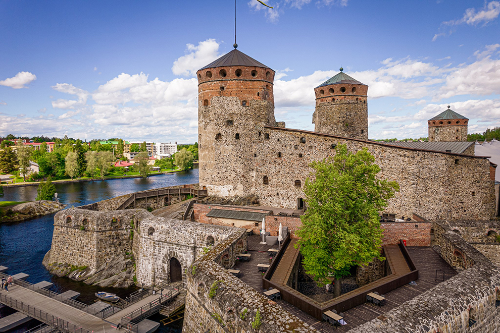 Bezoek middeleeuws kasteel in Finland