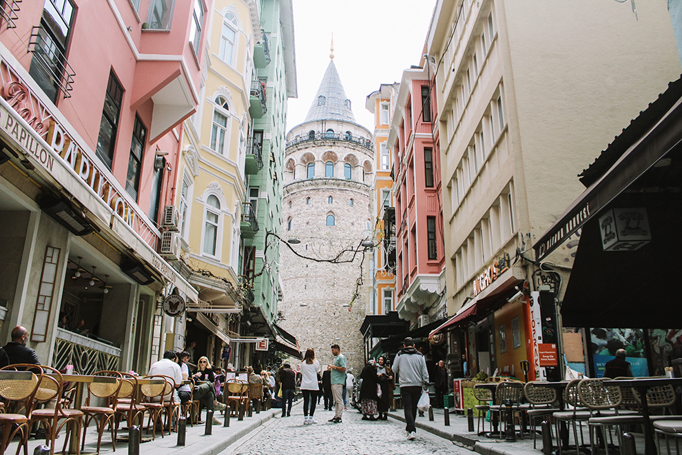 Uitzicht op de Galata toren in Istanbul