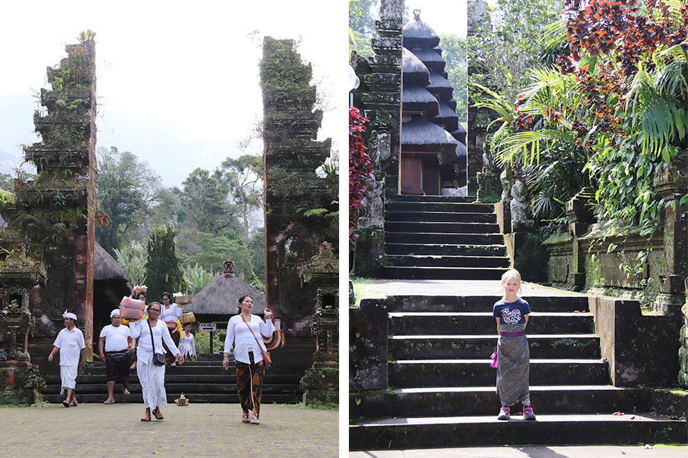 Samen met dochter de Batukaru tempel in Bali bezoeken
