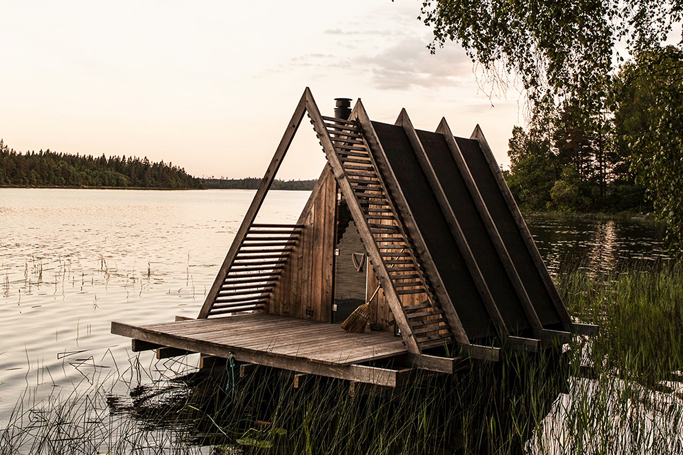 Overnachten in een houten huisje op het water in Zuid-Zweden