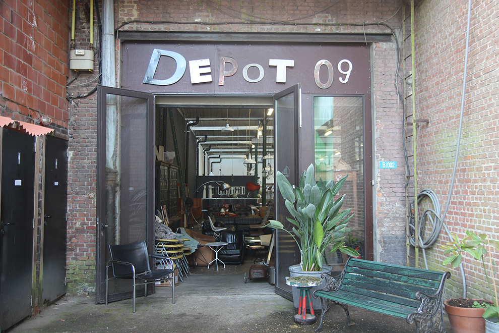 Oude vlasfabriek wordt winkel Depot09 in Gent