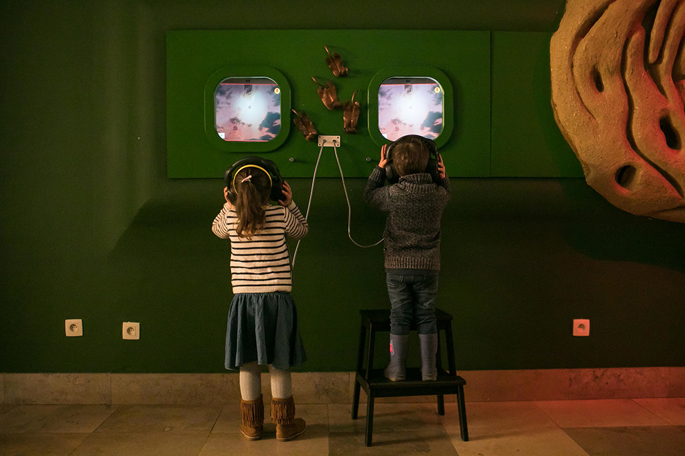 Kinderen in museum in Gent