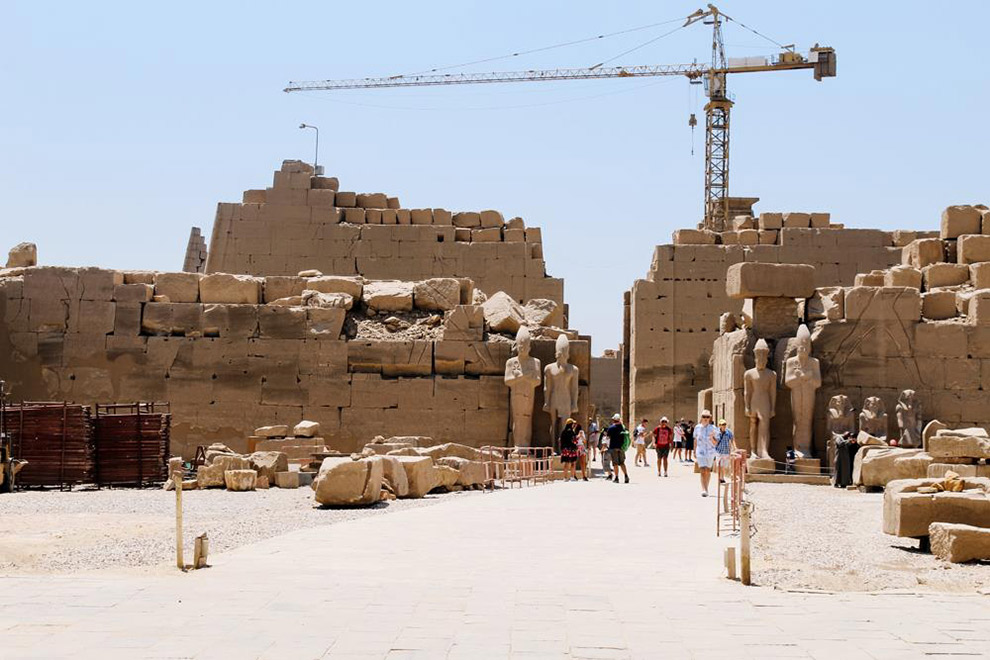 Tempel aan de oostkant van Luxor in Egypte